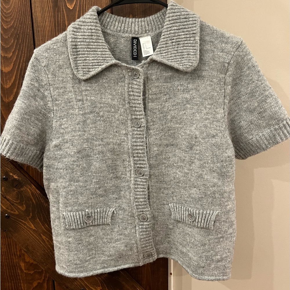 H&M Gray Button Down Knit Top